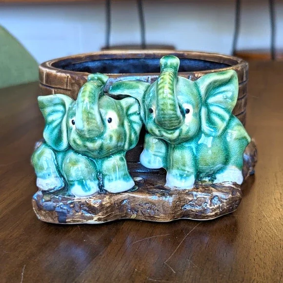 Vintage Majolica Lucky Elephant Planter Two Green Elephants Trunks Up China - Picture 3 of 12